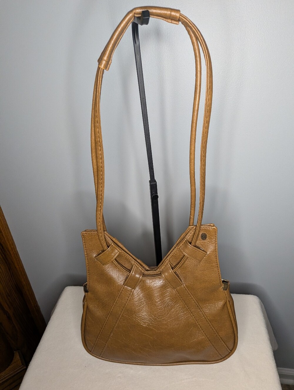 Vintage Fay Swafford Tan Sculpted Hobo Shoulder Bag